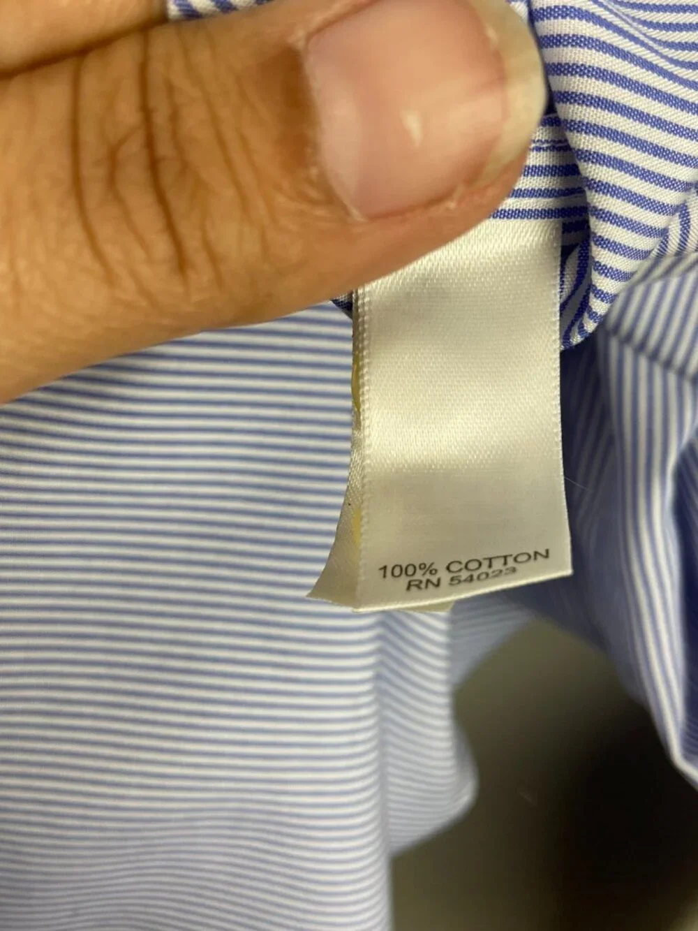 Banana Republic Non-Iron Classic Fit Blue & White Striped Button Up Size Large